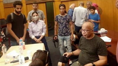 أول ظهور للفنان شريف دسوقي بعد بتر قدمه