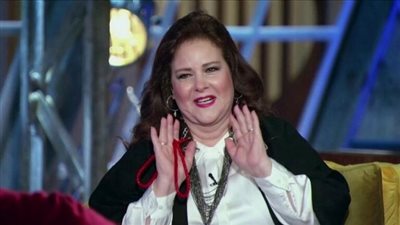 متلازمة كوفيد.. مرض نادر يصيب دلال عبد العزيز ويمنعها من مغادرة المستشفى