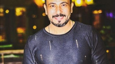 محمد نجاتي يعكف على تصوير مشاهده في ”اللغز”.. إليك التفاصيل