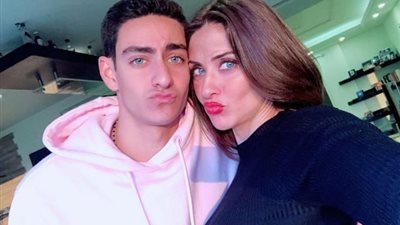 هيدي كرم عن انتقاد فيديو لها مع نجلها :اللي هاجمونا مشافوش من أمهاتهم غير الشبشب الطاير