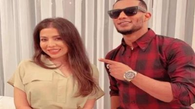 فجر السعيد تفتح النار على محمد رمضان بسبب صورته مع حفيدة صدام حسين وتطالبه بالاعتذار للكويتيين