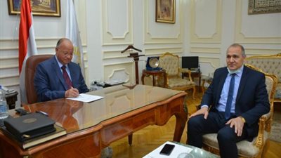 محافظ القاهرة يعتمد تنسيق القبول بالمدارس الثانوية الفنية الصناعية والتجاريةوالفندقية والزراعية