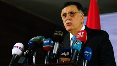 عاجل.. المحكمة الجنائية الدولية تلاحق فايز السراج استجابة لمذكرة مصرية