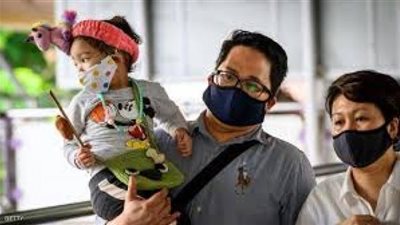 تعرف على مخاطر ارتداء الأطفال لـ«لكمامات»