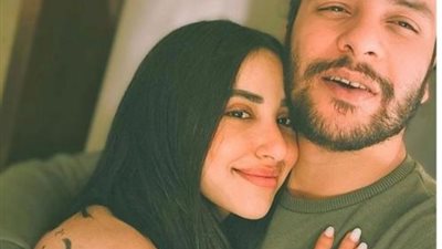 آية سماحة: أنا مبسوطة علشان ببوس جوزى وبابا وماما علمونى أنه مش حرام