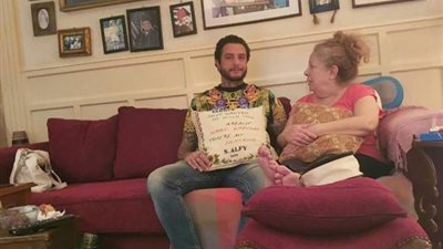 شاهد.. أحدث ظهور لـ سمية الألفي برفقة نجلها أحمد الفيشاوي