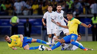 الأرجنتين ضد البرازيل.. موعد المباراة والقنوات الناقلة