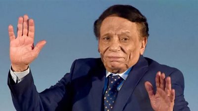 تفاصيل إصابة عادل إمام بفيروس كورونا وتدهور حالته الصحية