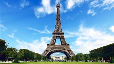 فرنسا تقرر إعادة فتح عدد من المعالم التاريخية غدًا