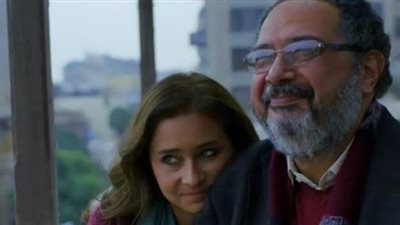 نيللي كريم تغازل ماجد الكدواني بصورة جديدة: بحبك