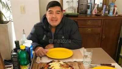 مارادونا ينفي إصابته بفيروس كورونا
