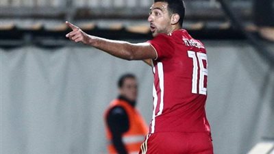 كوكا يقود أولمبياكوس للفوز على أريس سالونيكا بالدوري اليونانى