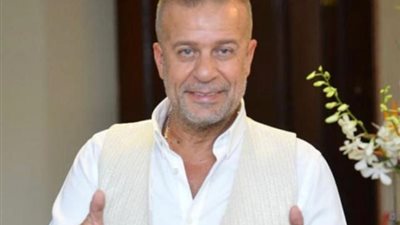 شريف منير ينتظر إشارة لاستكمال تصوير مسلسل ”إجازة مفتوحة”