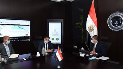 رئيس هيئة الاستثمار يلتقي مدير شركة ”سيجنفاي مصر”.. اعرف التفاصيل