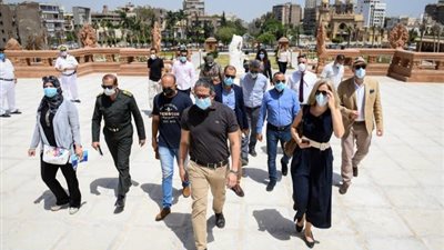 بالصور.. وزير السياحة يتفقد قصر البارون قبل افتتاحه