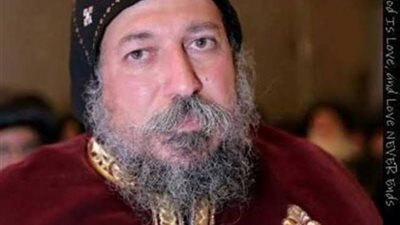 كيف احتفل الأنبا إيلاريون بعيد نياحة الأنبا شنودة بالقباري؟