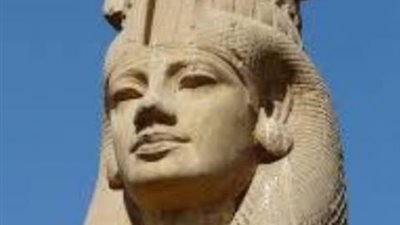 حكاية أول سيدة جلست على عرش مصر