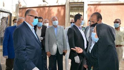 محافظ القاهرة يتفقد مستشفى حميات العباسية