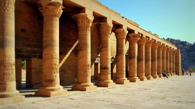 حكايات مثيرة عن لعنة الفراعنة يرويها حراس المعابد