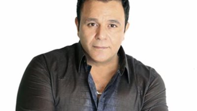 بالفيديو.. محمد فؤاد يهدي جمهوره أغنية ”في الحفلة” احتفالاً بالعام الجديد