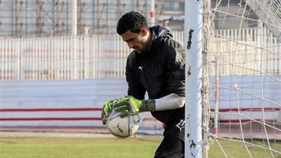 تدريبات على سرعة رد الفعل لحراس الزمالك