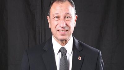 ”الخطيب” يهنئ سلة الأهلي بالتتويج ببطولة دوري المرتبط