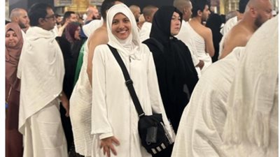 مي كساب تدعو لـ جمهورها أثناء أداء مناسك العمرة