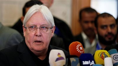 المبعوث الأممي لليمن يدين استهداف مطار عدن