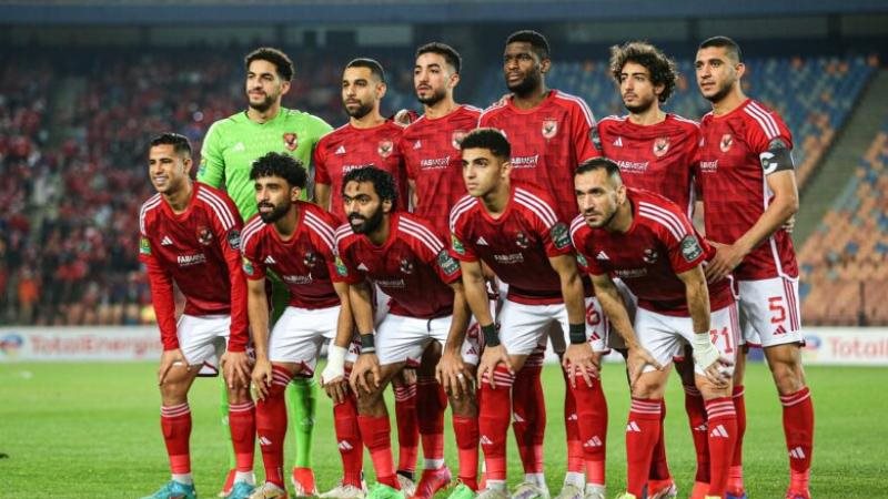 الأهلي ضد بلدية المحلة