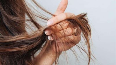 5 وصفات طبيعية تضمن لك حماية الشعر من الحر والرطوبة في الصيف