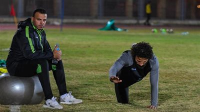 تدريبات تأهيلية لتجهيز وليد عبد المنعم بعد تعرضه لآلام الحوض