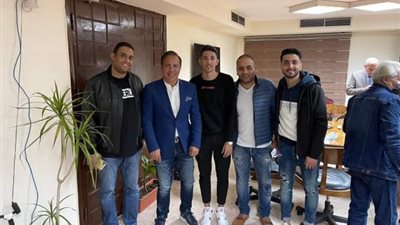 رسميا.. أحمد فتوح يجدد تعاقده مع الزمالك