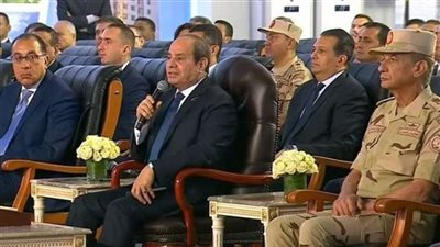 الرئيس السيسى: احنا بنبني مستقبل مصر في 4 سنوات قبل كدا اتعمل في 200 سنة