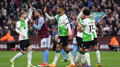الدوري الإنجليزي.. التعادل الإيجابي 3-3 يحسم قمة ليفربول وأستون فيلا