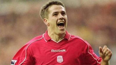 مايكل أوين يهاجم ساديو ماني ويتهمه بالغباء مقارنة بـ”صلاح”