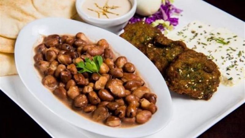 فول وطعمية 