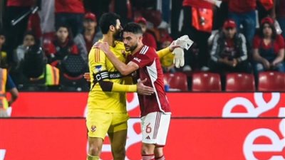 هل يلحق الثنائي الشناوي وياسر إبراهيم ببعثة الأهلي في تونس؟.. مصدر يجيب