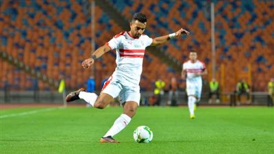 يوسف أوباما يعلن تجديد تعاقده مع الزمالك