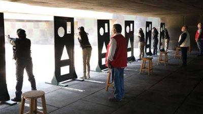 بالصور .. الداخلية تُقيم مسابقة رماية بالأسلحة النارية لضباط الشرطة بمشاركة فعالة من العنصر النسائى بأكاديمية الشرطة