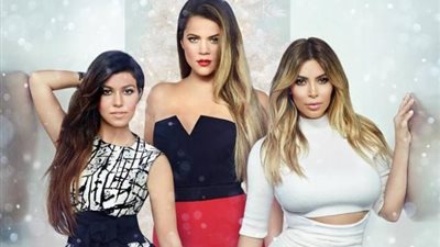 كلوي تصف شقيقتها كيم كارداشيان بـ«العاهرة؟.. اعرف السبب