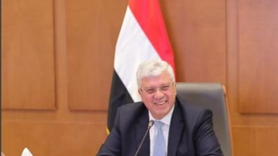 ننشر تفاصيل أجندة أيمن عاشور في المنتدى العالمي للتعليم بلندن