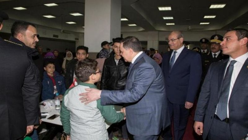 وزير الداخلية للطلبة