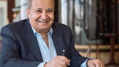 رحل عيون مصر.. نجل عادل إمام ينعي وحيد حامد بكلمات مؤثرة