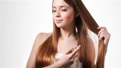 طرق لتعطير الشعر خلال فصل الصيف.. اقضي على رائحة العرق