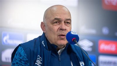 شالكة يسقط بثلاثية في أول مباريات ”جروس” مع الفريق