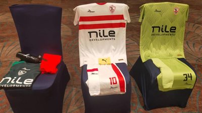 الزمالك بالزي الأبيض الكامل أمام نهضة بركان في نهائي الكونفدرالية