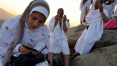 شروط وأحكام.. فقه المرأة في الحج