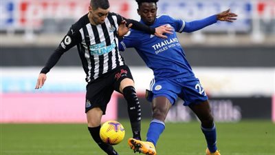ليستر سيتي يهزم نيوكاسل (2_1) ويقفز للمربع الذهبي