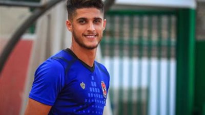 الشيخ يفجرها:”وقعت عقود الانضمام للزمالك”