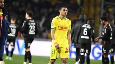 بسبب رفضه لدعم المثلية.. عقوبات شديدة تنتظر مصطفى محمد في الدوري الفرنسي